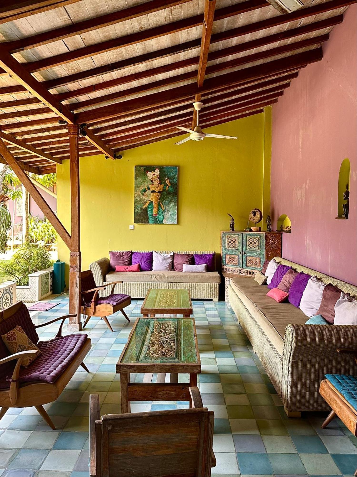 Guesthouse Mooz Canggu  Ngoại thất bức ảnh