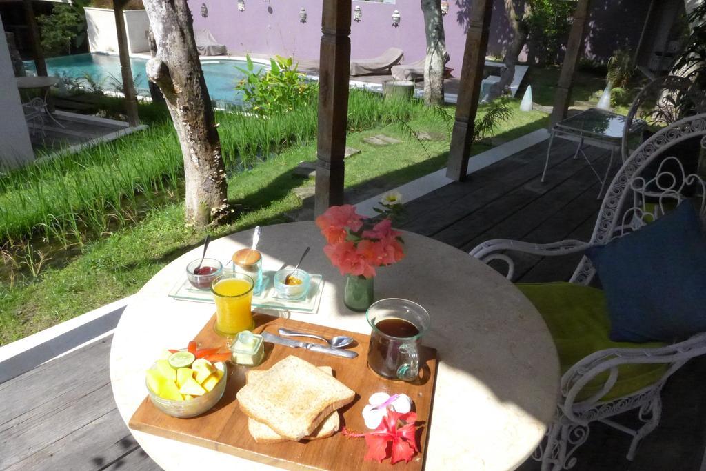 Guesthouse Mooz Canggu  Ngoại thất bức ảnh
